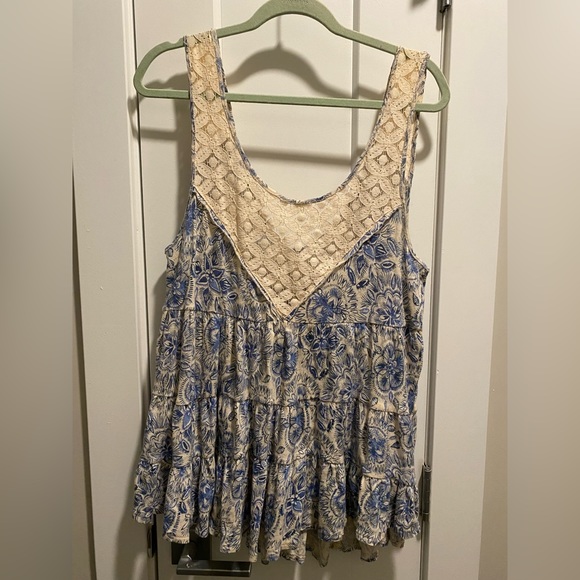 Free People Woven Tank-top. Color- Blue/Beige. Size- Large. - Picture 2 of 11